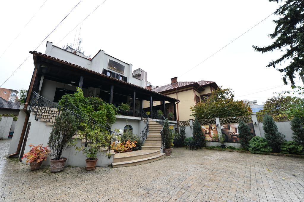 Pensiunea Antique Târgu Jiu Exteriér fotografie